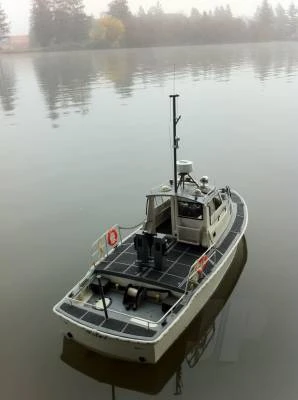 Coast Guard Utiltry Boat (1214) - Image 2