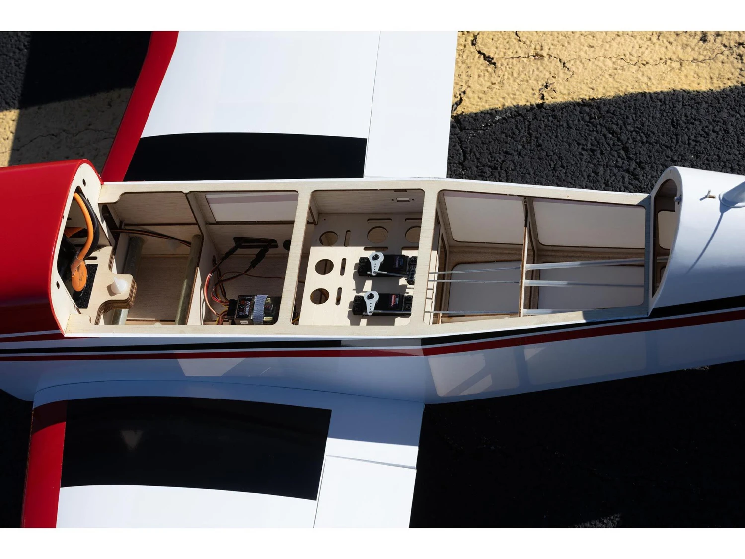 Hangar 9 Pawnee Brave 20cc ARF Model - Image 3