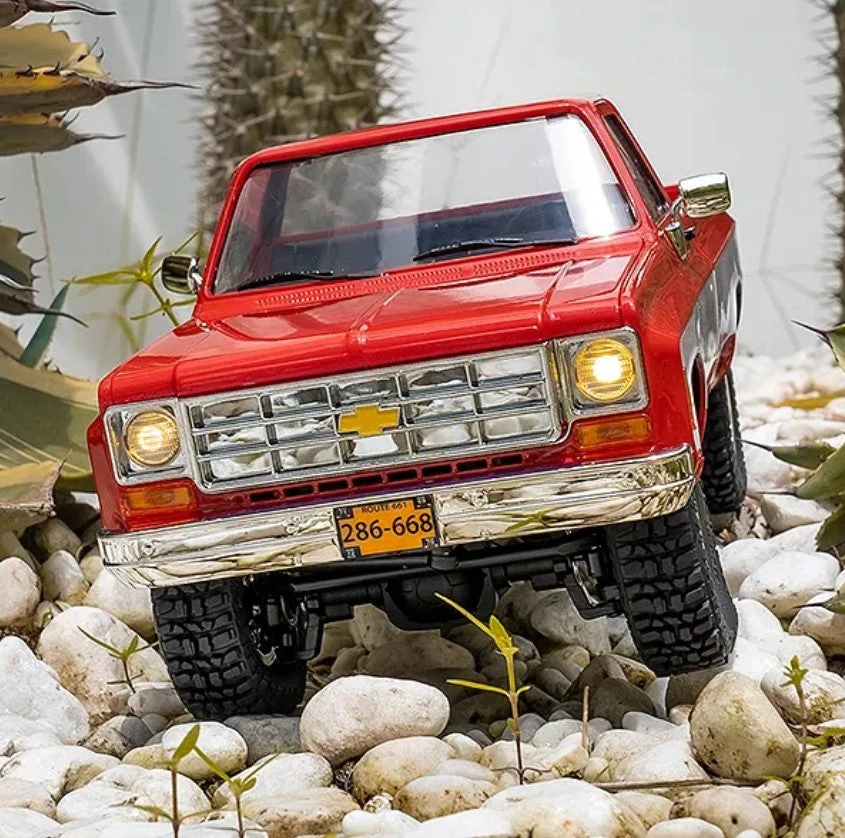 FMS Chevrolet K10 1/18th Ready To Run Scaler Truck - Image 16