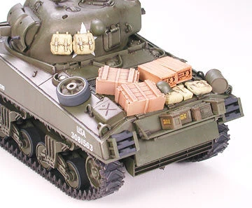 Tamiya 1/35 US M4A3 Sherman W/75mm Gun & 3 Figs 35250 - Image 5