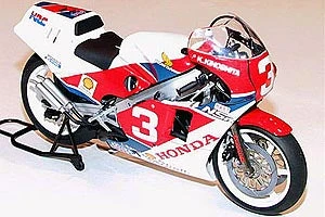 Tamiya Honda NSR 500 Factory Colour 1:12 14099