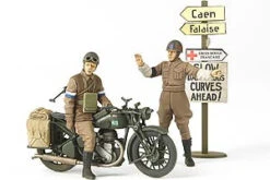 Tamiya 1/35 BSA M20 Motorcycle W Military Police